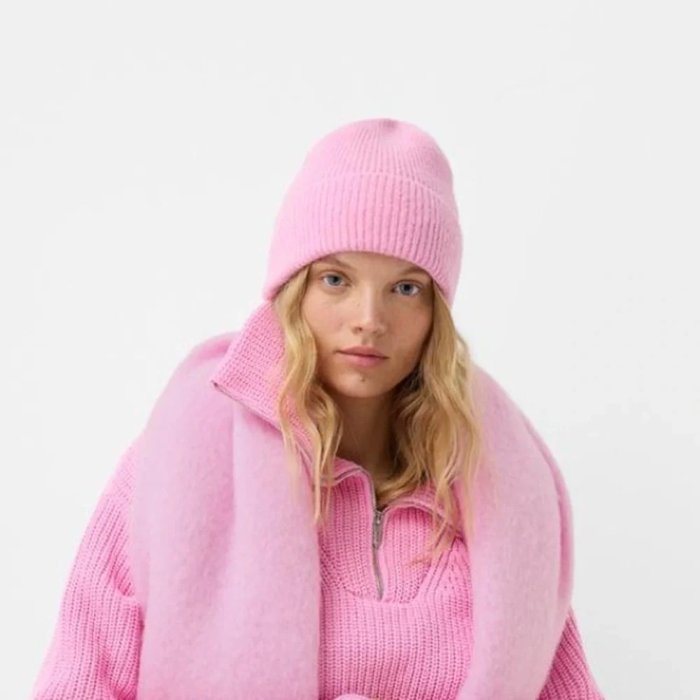 Pink Ribbed Knit Beanie - Picture 2 of 9